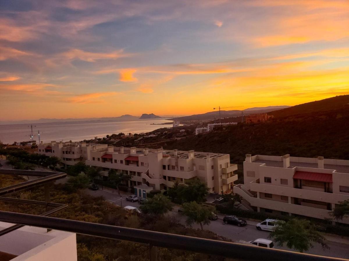 Manilva Townhouse With Spectacular Views Of Gibraltar 빌라 외부 사진